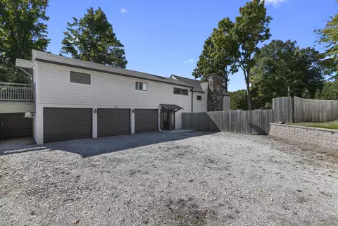 392 Hawthorne Ave, Derby, CT 06418