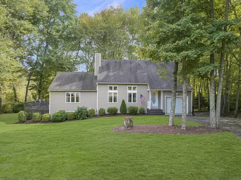 5 Marina View Dr, Chester, CT 06412