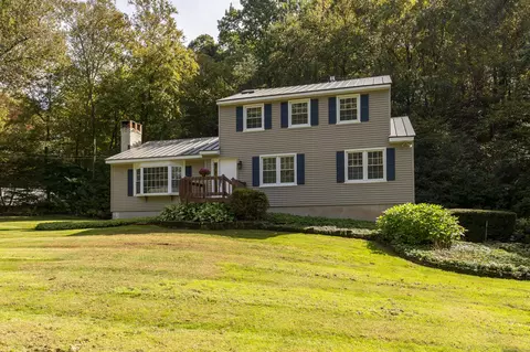 28 Ann Dr, Bethany, CT 06524
