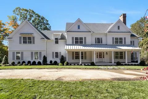 197 Carter St, New Canaan, CT 06840