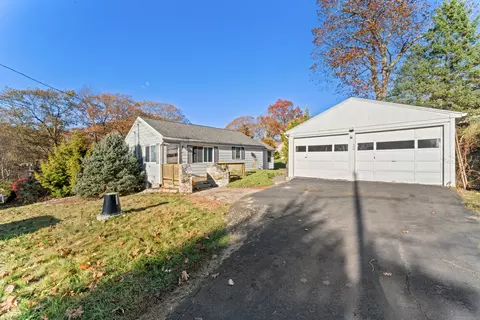 34 Summit View Rd, Plymouth, CT 06786