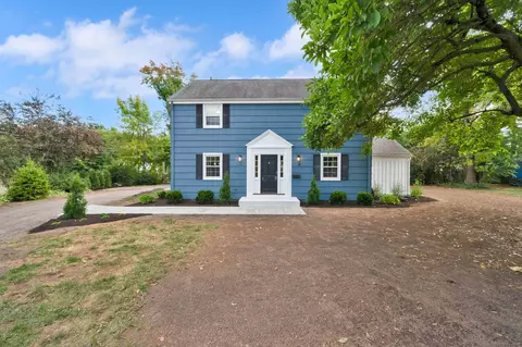 3 Wyndwood Rd, West Hartford, CT 06107