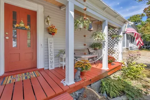 1085 Main St, Coventry, CT 06238