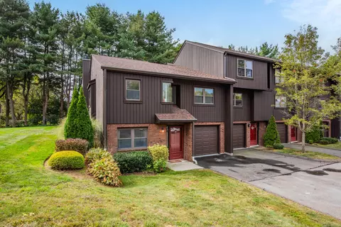 151 Natchaug Dr #151, Meriden, CT 06450