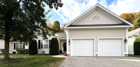 20 Village Ct #20, Colchester, CT 06415