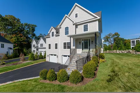 45 Walnut Ridge Ct, Stamford, CT 06905