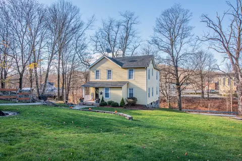 86 Strong Ter, Winchester, CT 06098
