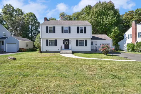 15 Brainard Rd, West Hartford, CT 06117