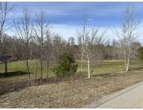 1 Logans Way, Sterling, CT 06377