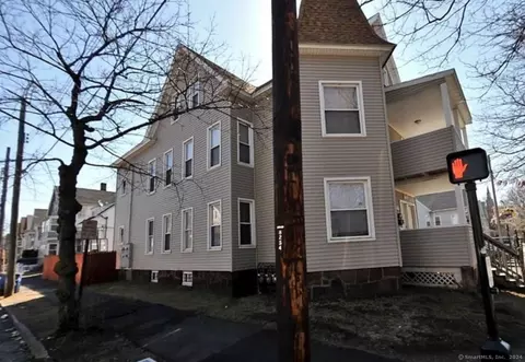 483 Ferry St, New Haven, CT 06513