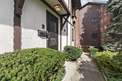 54 Hope St #K, Stamford, CT 06906