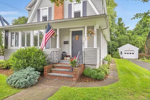 17 Howard Ave, Wethersfield, CT 06109