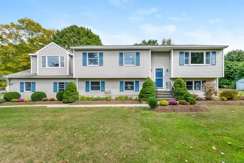 4 Meckauer Cir, Bethel, CT 06801