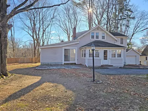 66 Upper State St, North Haven, CT 06473