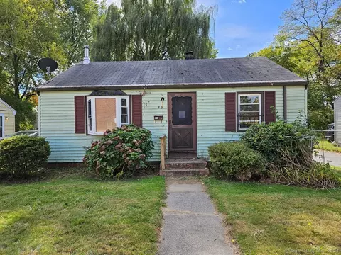 59 Rockville St, Hartford, CT 06112