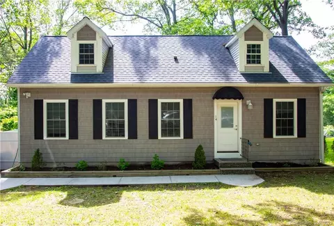14 Greenridge Rd, Danbury, CT 06811