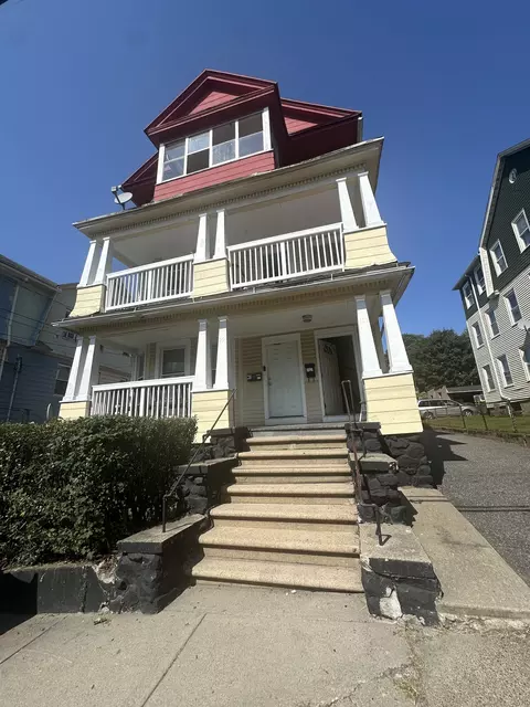 99 Rose St, Waterbury, CT 06704