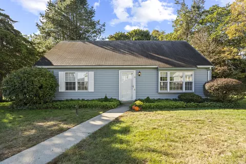 15 Downing Way #15, Madison, CT 06443