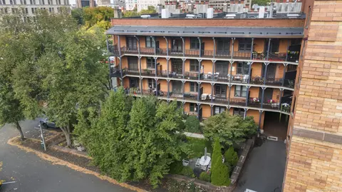 5 Linden Pl #5A, Hartford, CT 06106