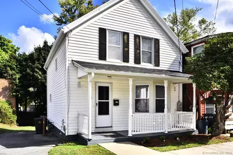 69 Jefferson Ave, New London, CT 06320