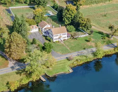 1480 River Rd, Southbury, CT 06488