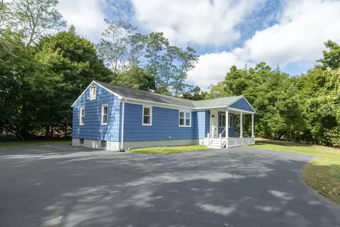146 Cedar St, Branford, CT 06405