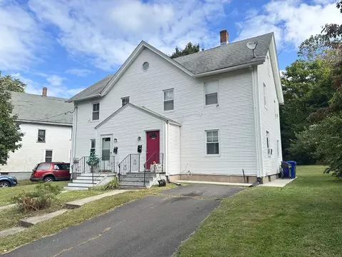 13-15 Maple Pl, Middletown, CT 06457