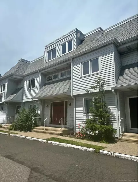 678 Savin Ave #2E, West Haven, CT 06516