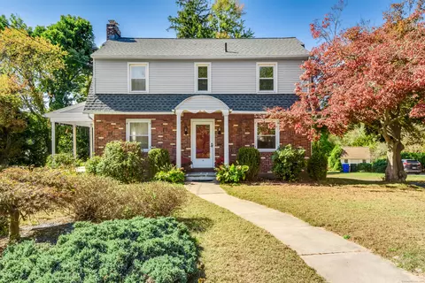 11 Knollwood Rd, East Hartford, CT 06118