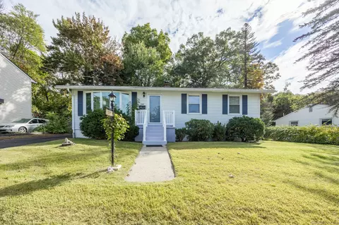 142 Enoch St, Waterbury, CT 06705