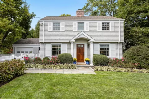 225 Hollow Tree Ridge Rd, Darien, CT 06820