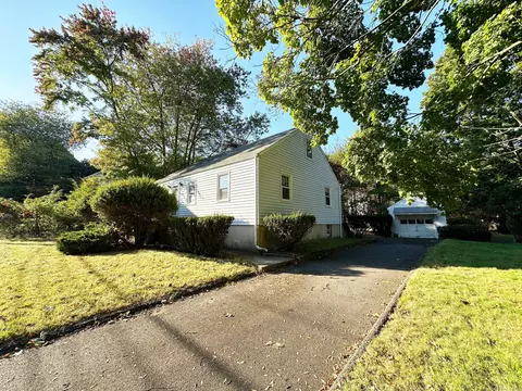 65 Hecker Ave, Darien, CT 06820