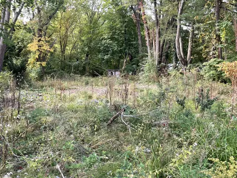 124 Seymour St, Windsor, CT 06095