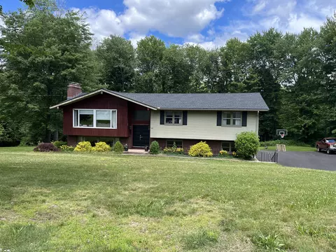 61 Cider Mill Rd, Ellington, CT 06029