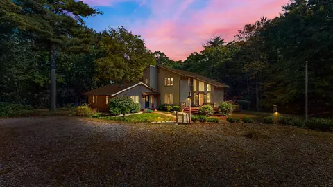 38 Woodduck Farms Rd, Windsor, CT 06095