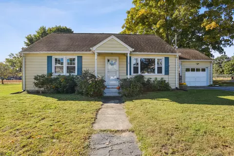 15 Nora St, Lisbon, CT 06351