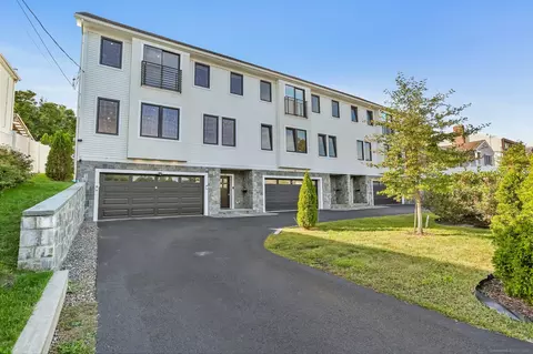75 Euclid Ave #1, Stamford, CT 06902