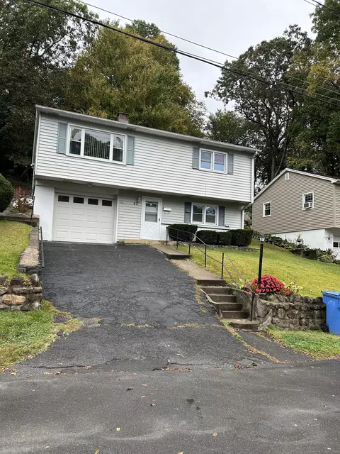 45 Terrell Rd, Waterbury, CT 06708