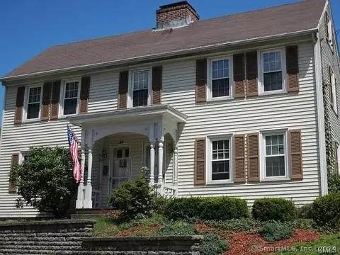 70-72 Elm St, Ansonia, CT 06401