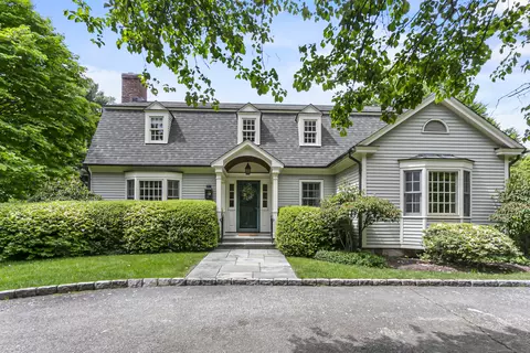 91 Open Gate Ln, Southport, CT 06890
