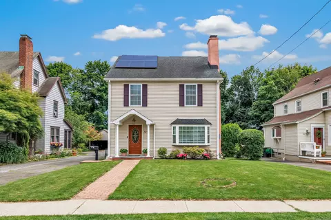 171 Henderson Rd, Fairfield, CT 06824