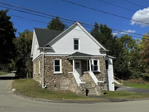 36 Camp St, Watertown, CT 06779