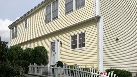 18 Arther St #A, Greenwich, CT 06831