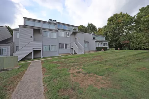 210 Brittany Farms Rd #F, New Britain, CT 06053