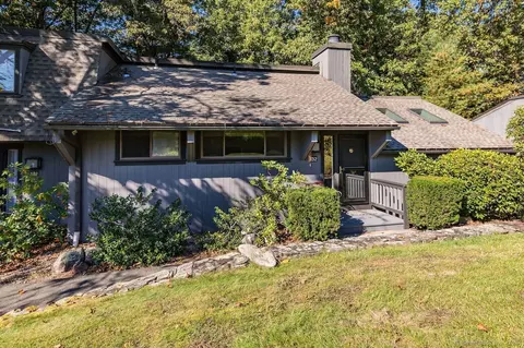 132 Mallard Dr #132, Avon, CT 06001
