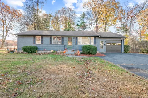 70 Ivy Dr, Bristol, CT 06010