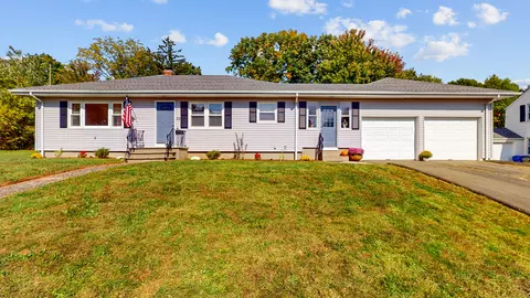 70 Kinnear Ave, Newington, CT 06111