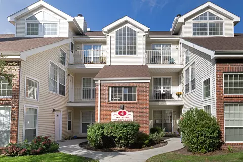 164 Carriage Crossing Ln #164, Middletown, CT 06457