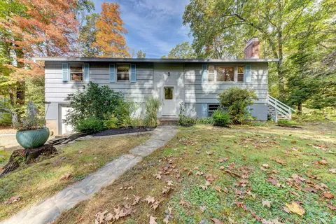 36 Ridge Rd, Mansfield, CT 06268