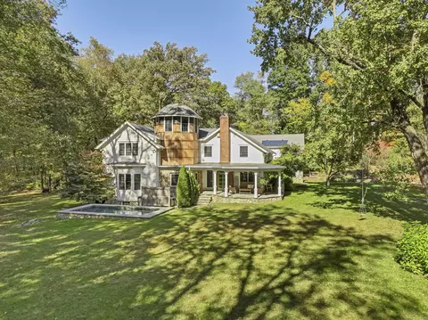 166 Newtown Tpke, Weston, CT 06883